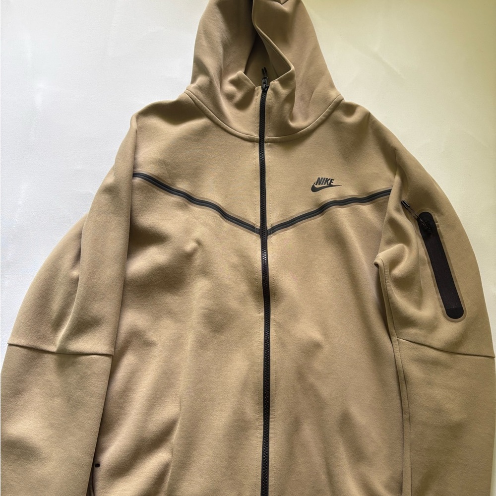NIKE SPORTSWEAR TECH FLEECE FULL- ZIP KHAKI HOODIE SIZE XL